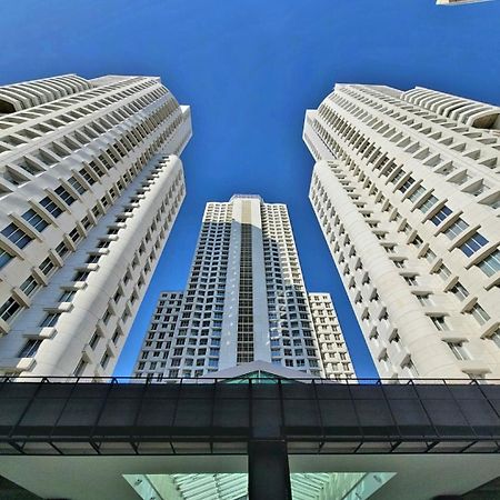 Alfred Sky Smart Apartment 29Th Spa Included Skopje Extérieur photo