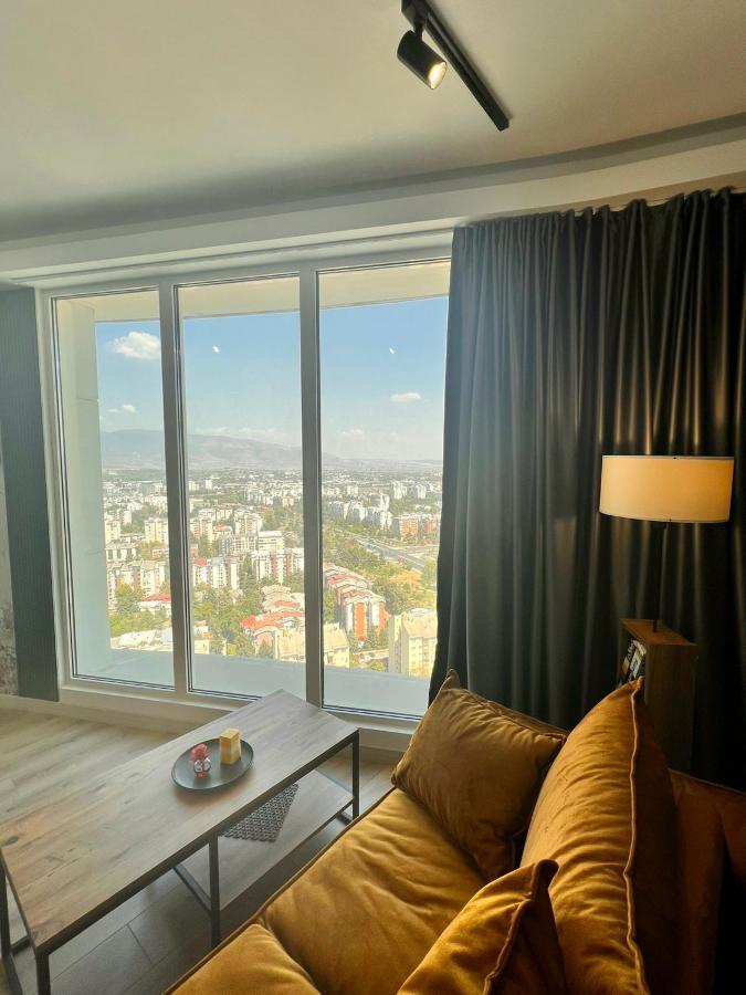 Alfred Sky Smart Apartment 29Th Spa Included Skopje Extérieur photo