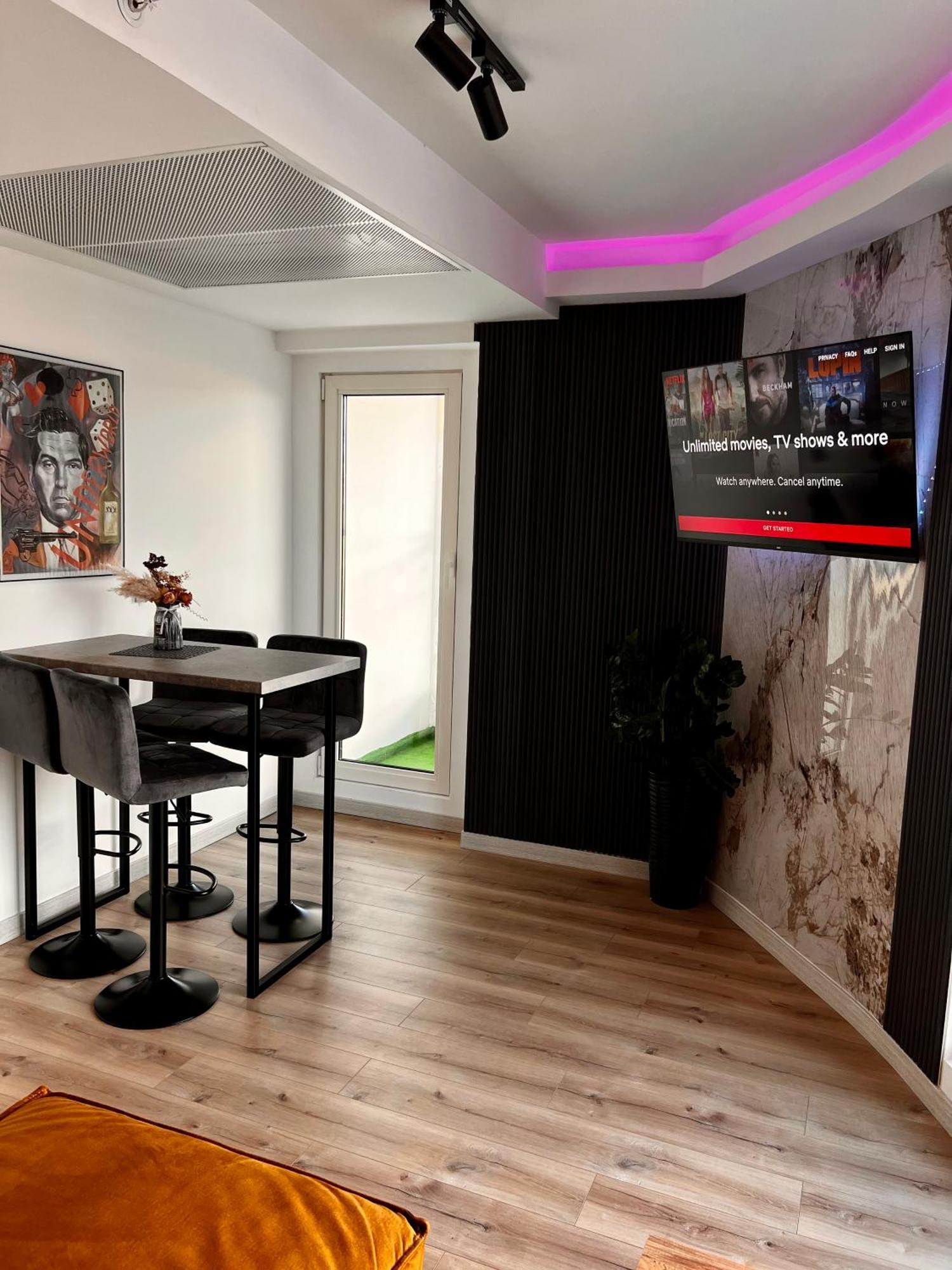 Alfred Sky Smart Apartment 29Th Spa Included Skopje Extérieur photo